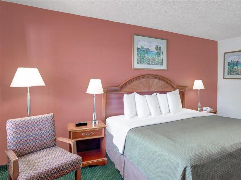 Howard Johnson By Wyndham Ft. Myers Fl Fort Myers Exteriér fotografie